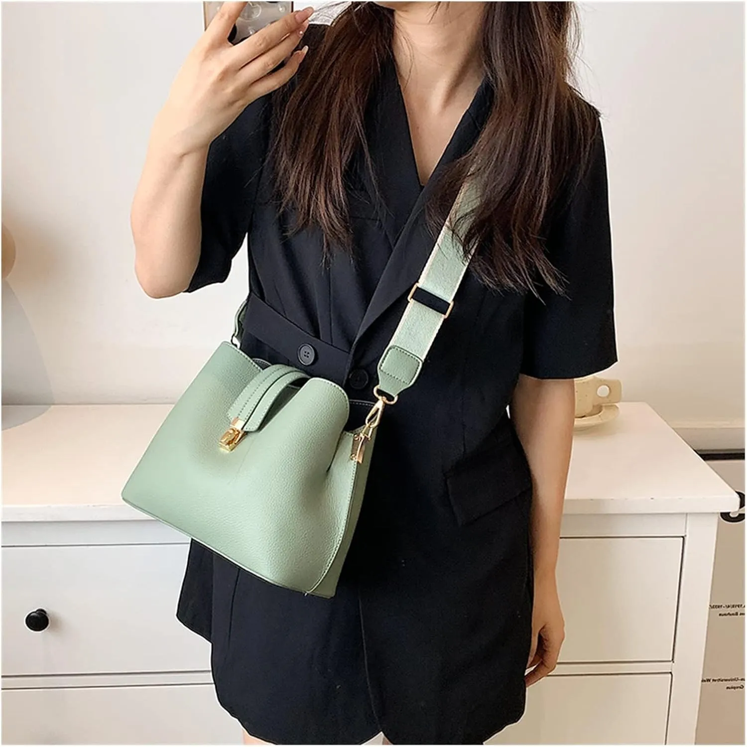 Fashion Bucket Bag Women Bags Luxury Wide Strap Crossbody Bag Pu Leather Totes Bag
