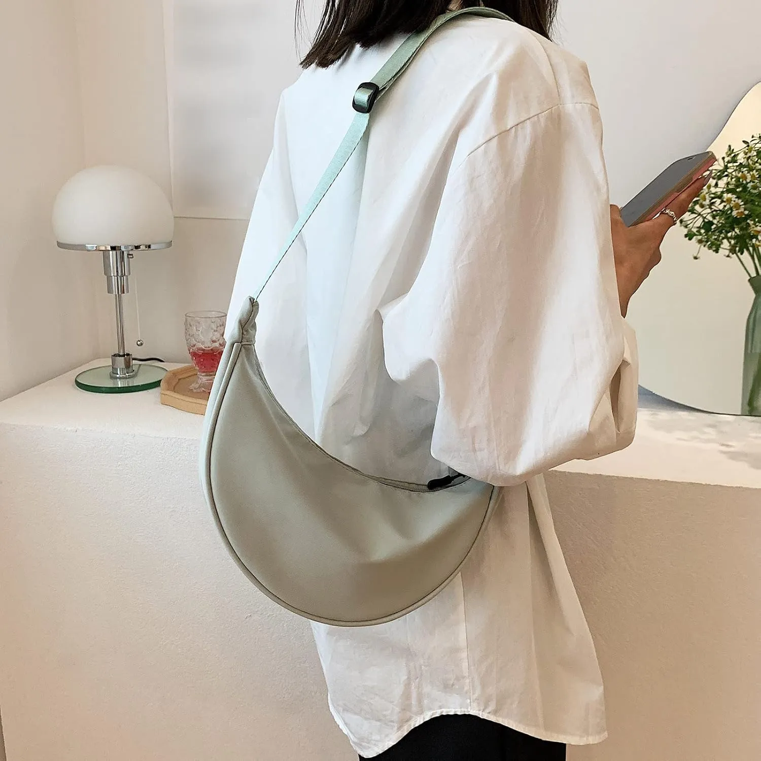 Ladies Simple Solid Colour Nylon Crossbody Bag Dumpling Bag Lightweight Small Satchel Underarm Bag (Green, One Size)