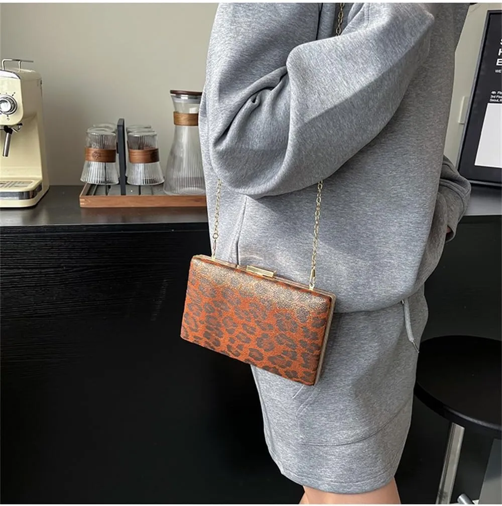 Leopard Clutch Purses for Women Cheetah Print Envelope Evening Handbag with Chain Wedding Party Evening Clutches