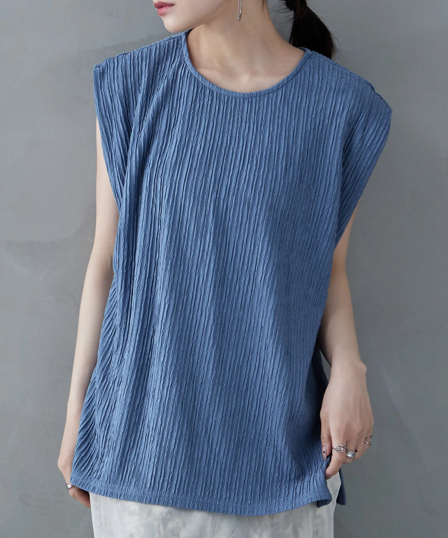 Shiny pleated shoulder tuck tops