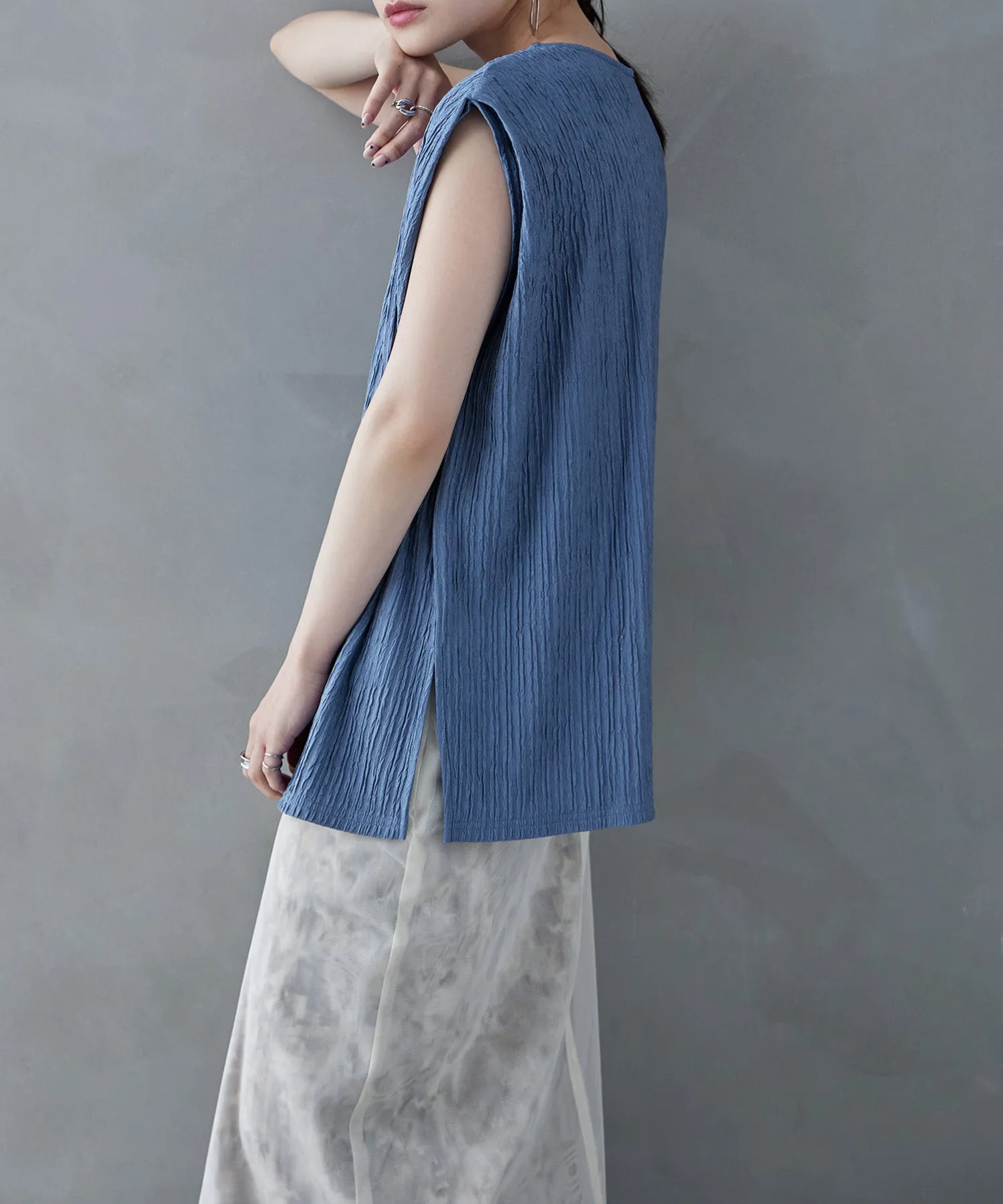 Shiny pleated shoulder tuck tops