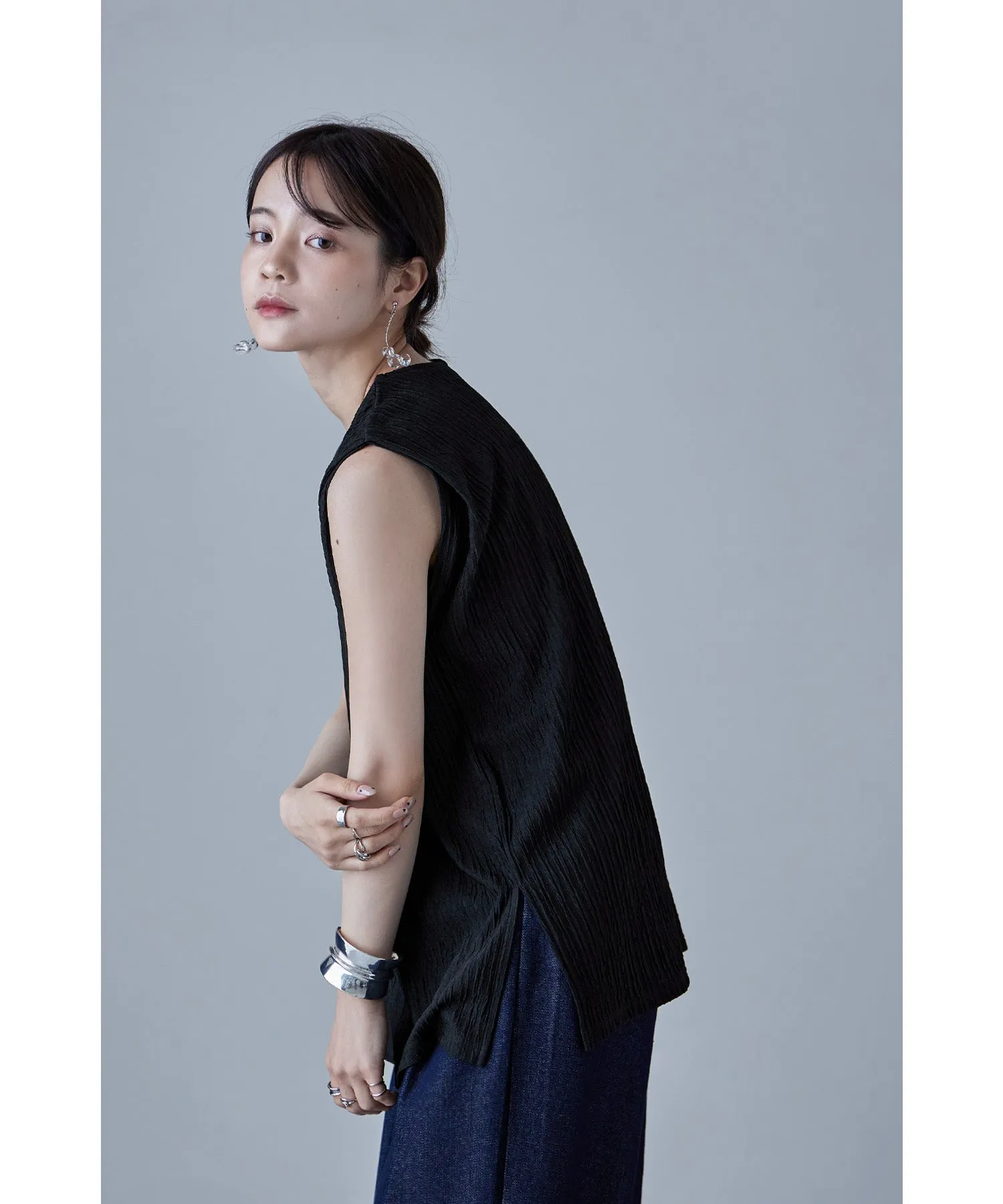 Shiny pleated shoulder tuck tops