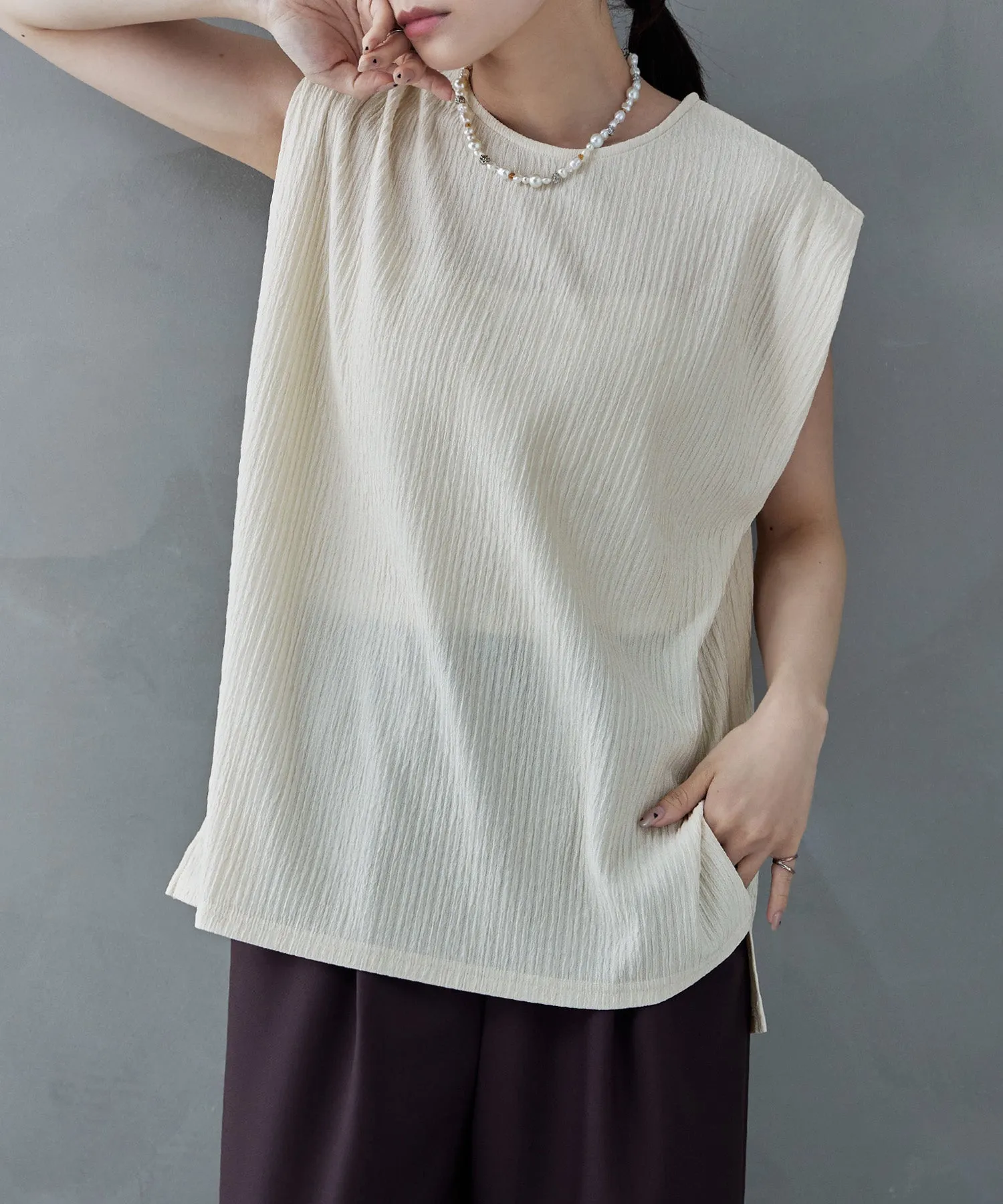 Shiny pleated shoulder tuck tops
