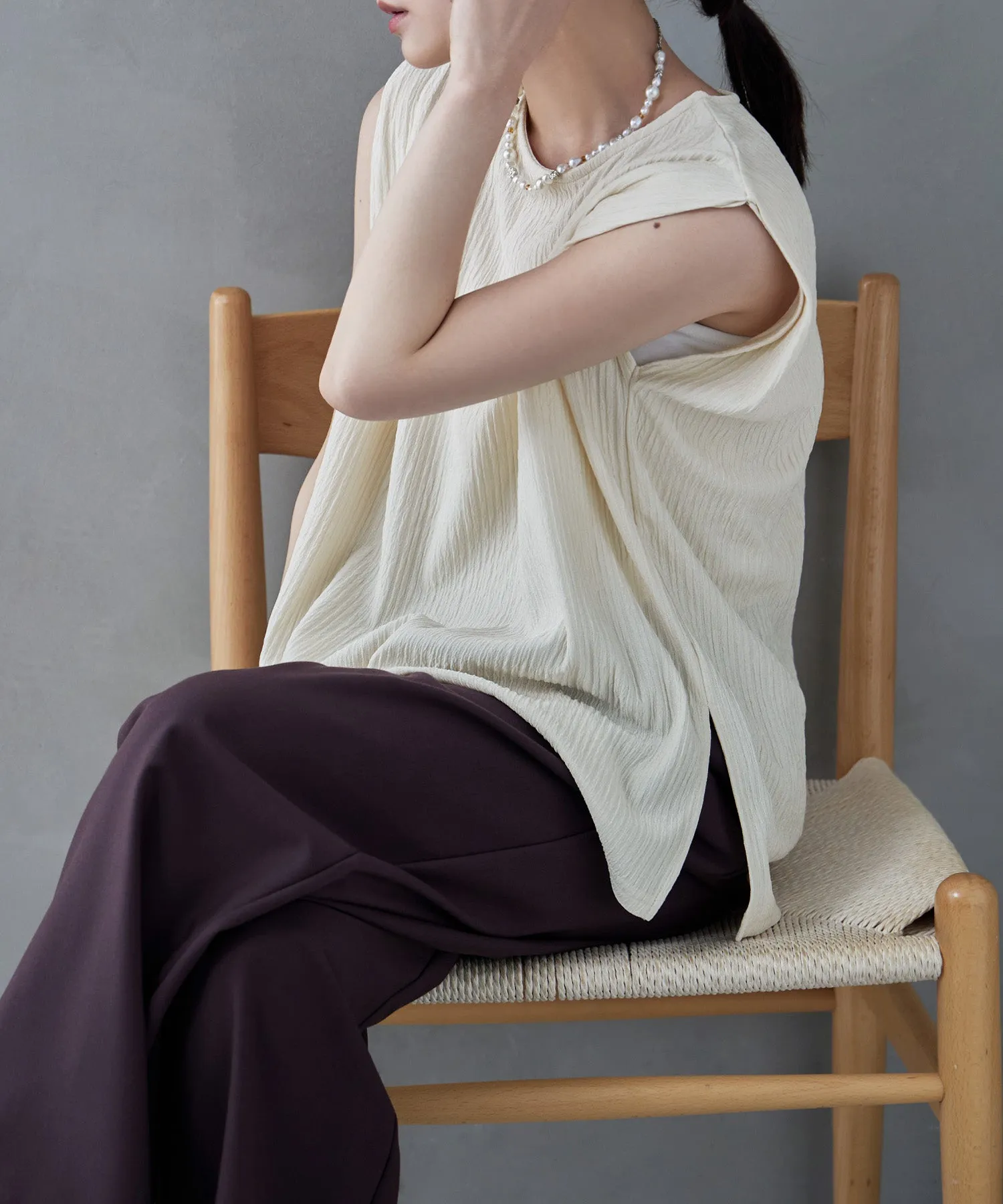 Shiny pleated shoulder tuck tops