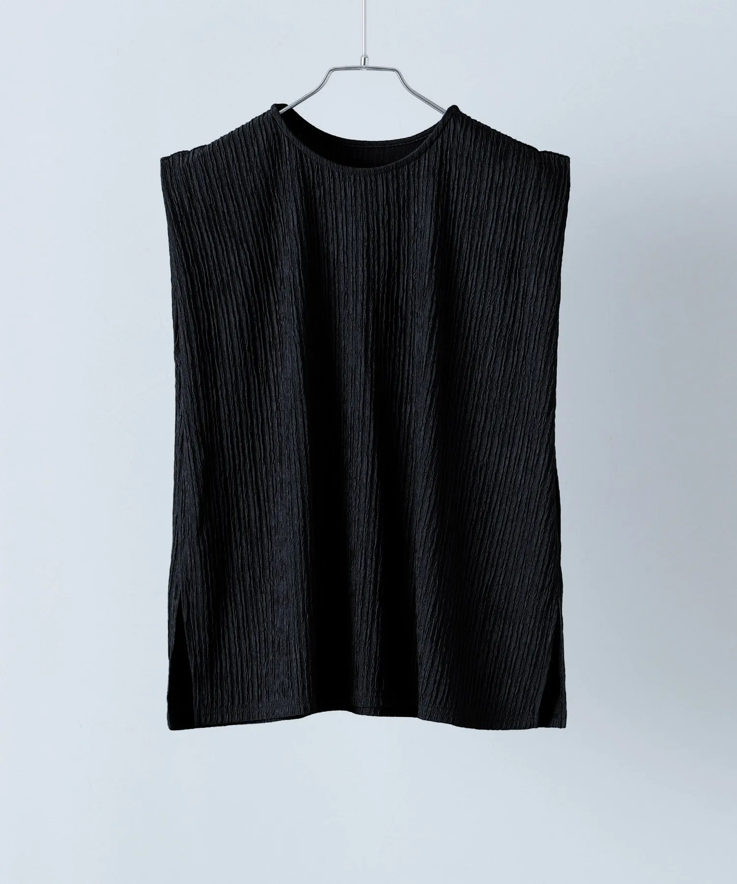 Shiny pleated shoulder tuck tops