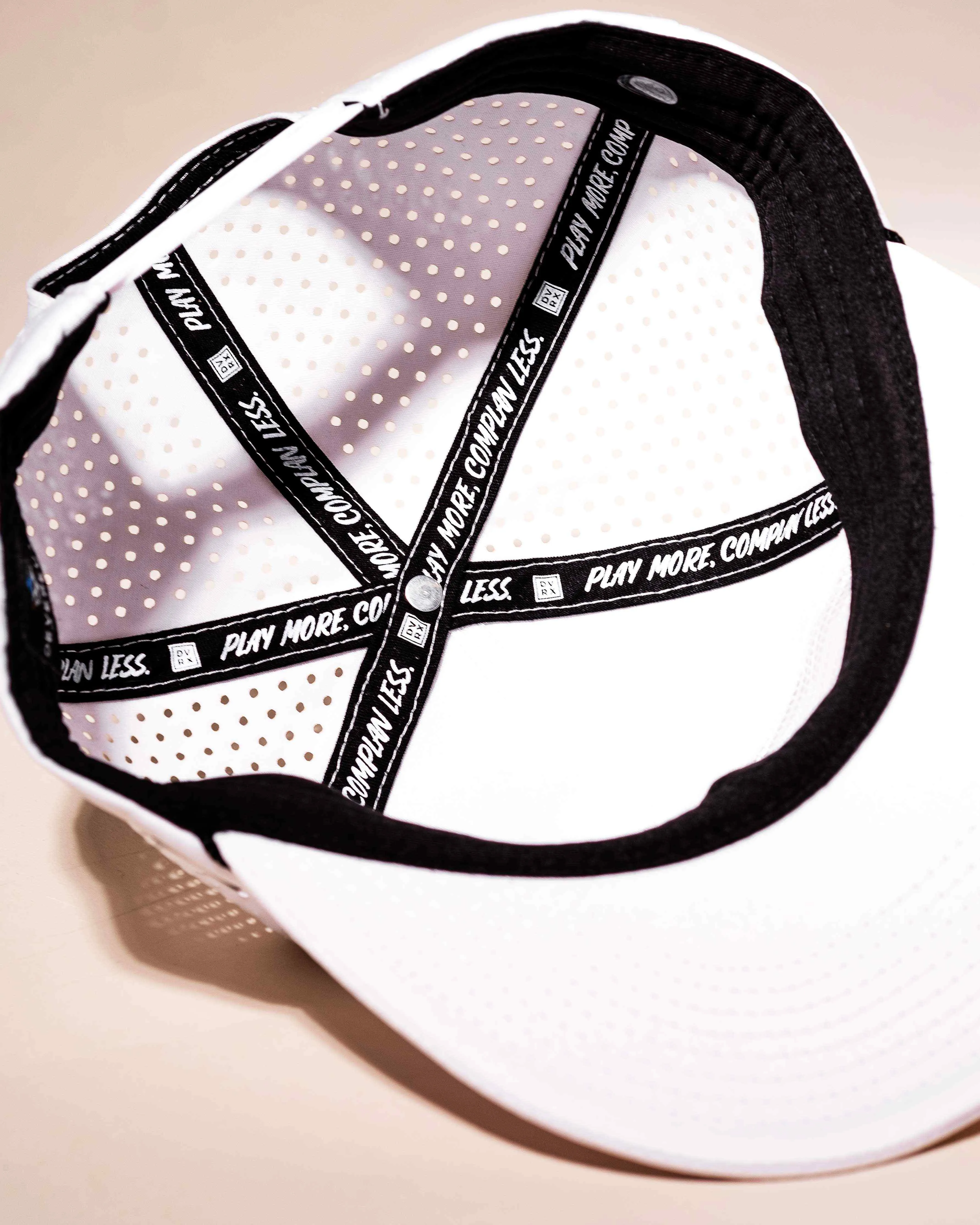 Skull Caddie Rope Hat - White