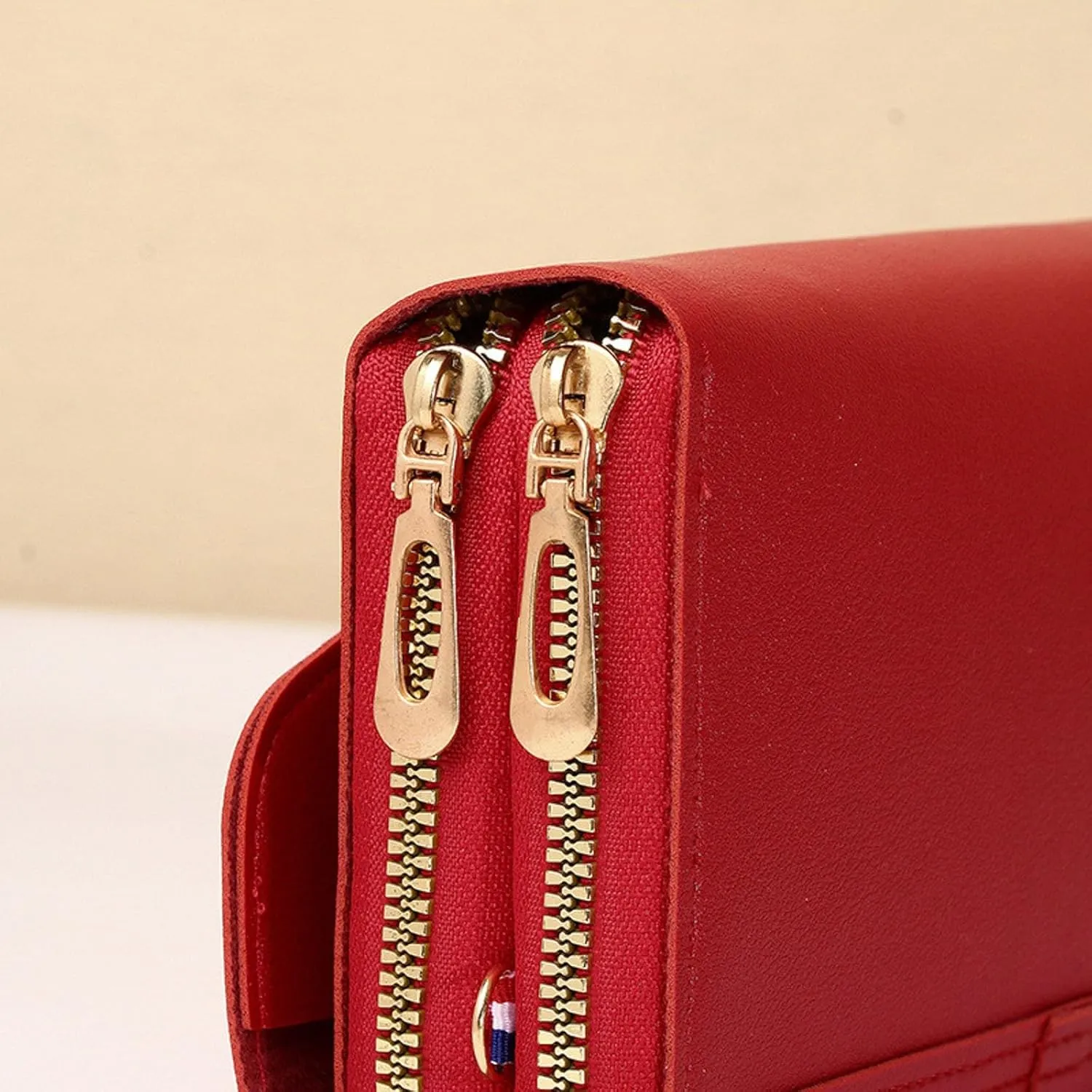 Small Shoulder Bag Fashion Classic Women's Mobile Phone Bag Button Hood One Shoulder Double Layer Wallet